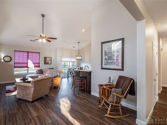 3rd image of 3668 Lilac Ln APT 8
