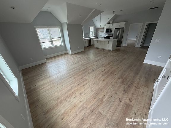 2nd image of 9 Holton St #C