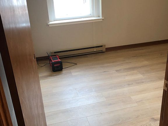 4th image of 16 S Hill St APT 2C
