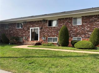 20 Zambarano Ave APT 104, North Providence, RI 02911