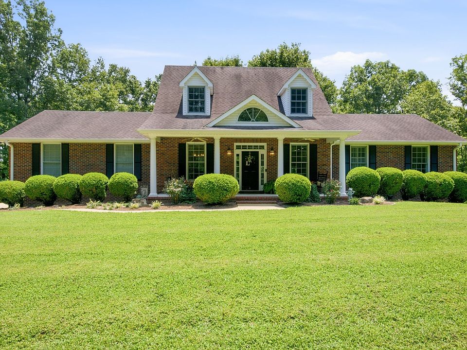 1st image of 349 Parkview Ln