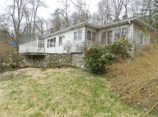 2917 Fox Hall St, Mohegan Lake, NY 10547
