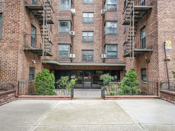 32-43 90th Street #506, East Elmhurst, NY 11369
