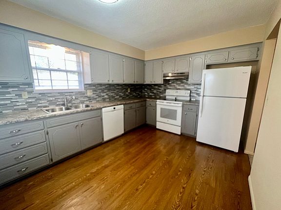 2nd image of 319A SE Melody Ln
