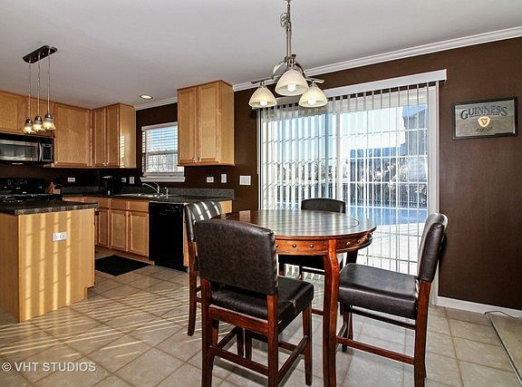 3rd image of 3000 Jonathon Ln