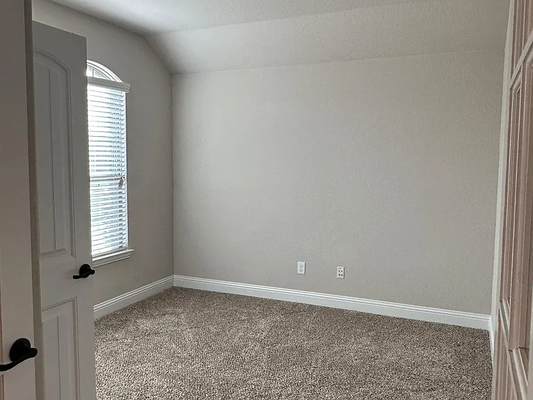 16413 Dry Creek Blvd — Photo 17