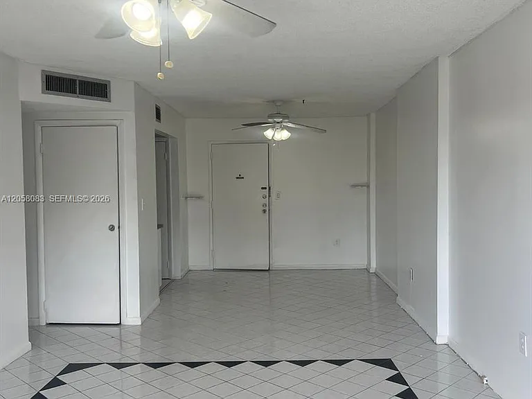 16465 NE 22nd Ave #419 — Photo 9