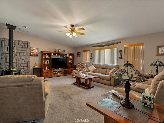 4th image of 62 Blakeslee Dr