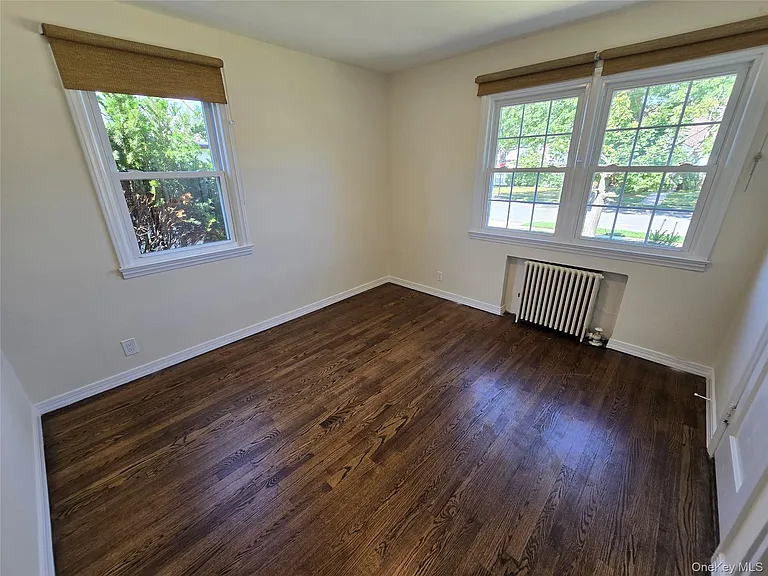 754 Park Ln S — Photo 7