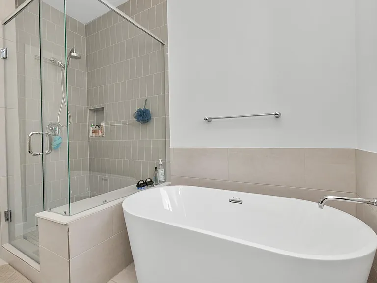 3360 Pinemont Dr — Photo 19