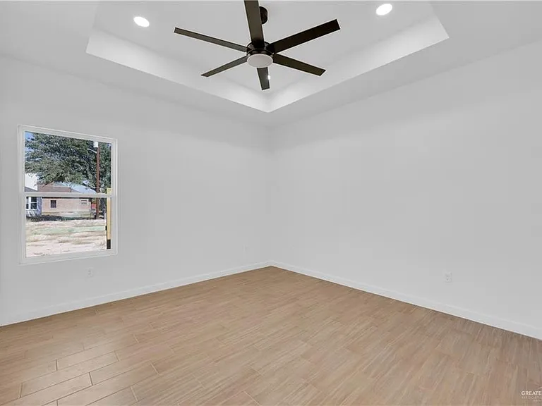 2905 Esteban St #3 — Photo 10