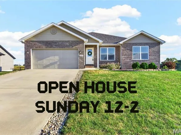 636 Eisenhower Blvd, Troy, IL 62294