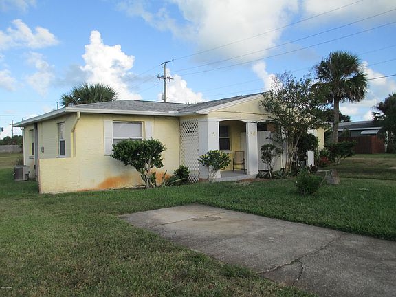 5th image of 36 Cypress Cir