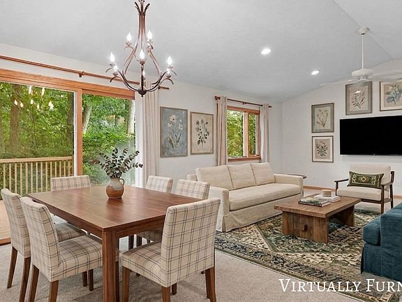 5th image of 4864 Westshire Dr NW