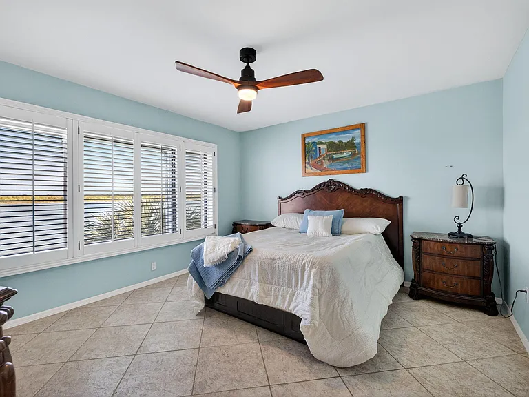 1630 Seaway Dr #304 — Photo 25