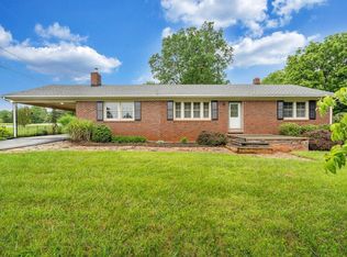 8 Crafts Church Rd, Glade Hill, VA 24092