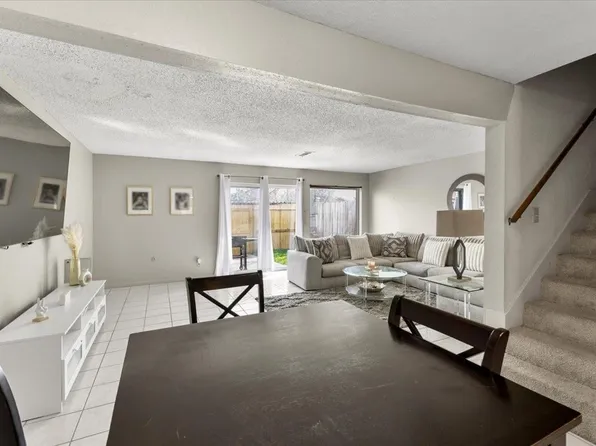 1846 Hollister St Unit 4, Houston, TX 77080