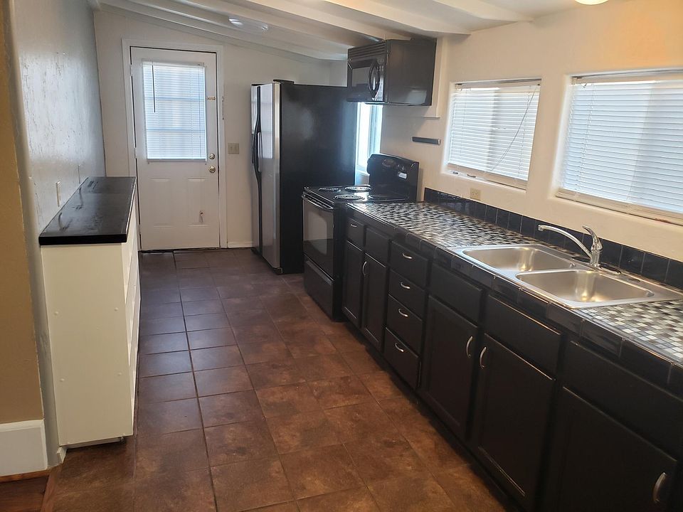 836 B St, Ramona, CA 92065 Zillow