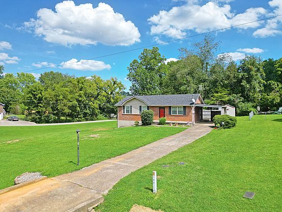 2nd image of 400 Valley View Dr