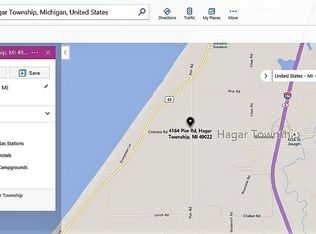 4164 Pier Rd, Benton Harbor, MI 49022
