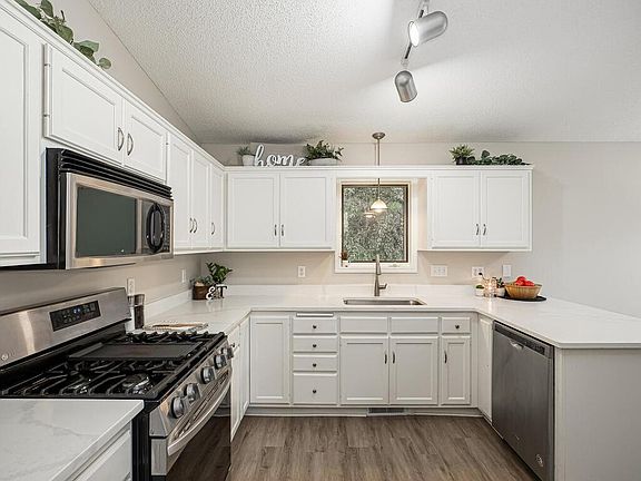 3rd image of 6308 170th Ave NW