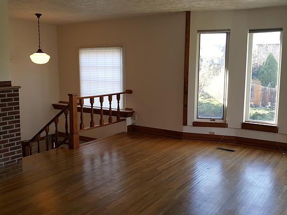 4th image of 1224 E Celesta Ave #A