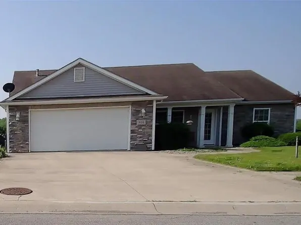 906 Harry Kelley Blvd, Angola, IN 46703