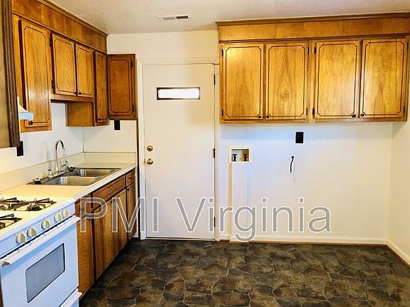 4th image of 56 Radford St