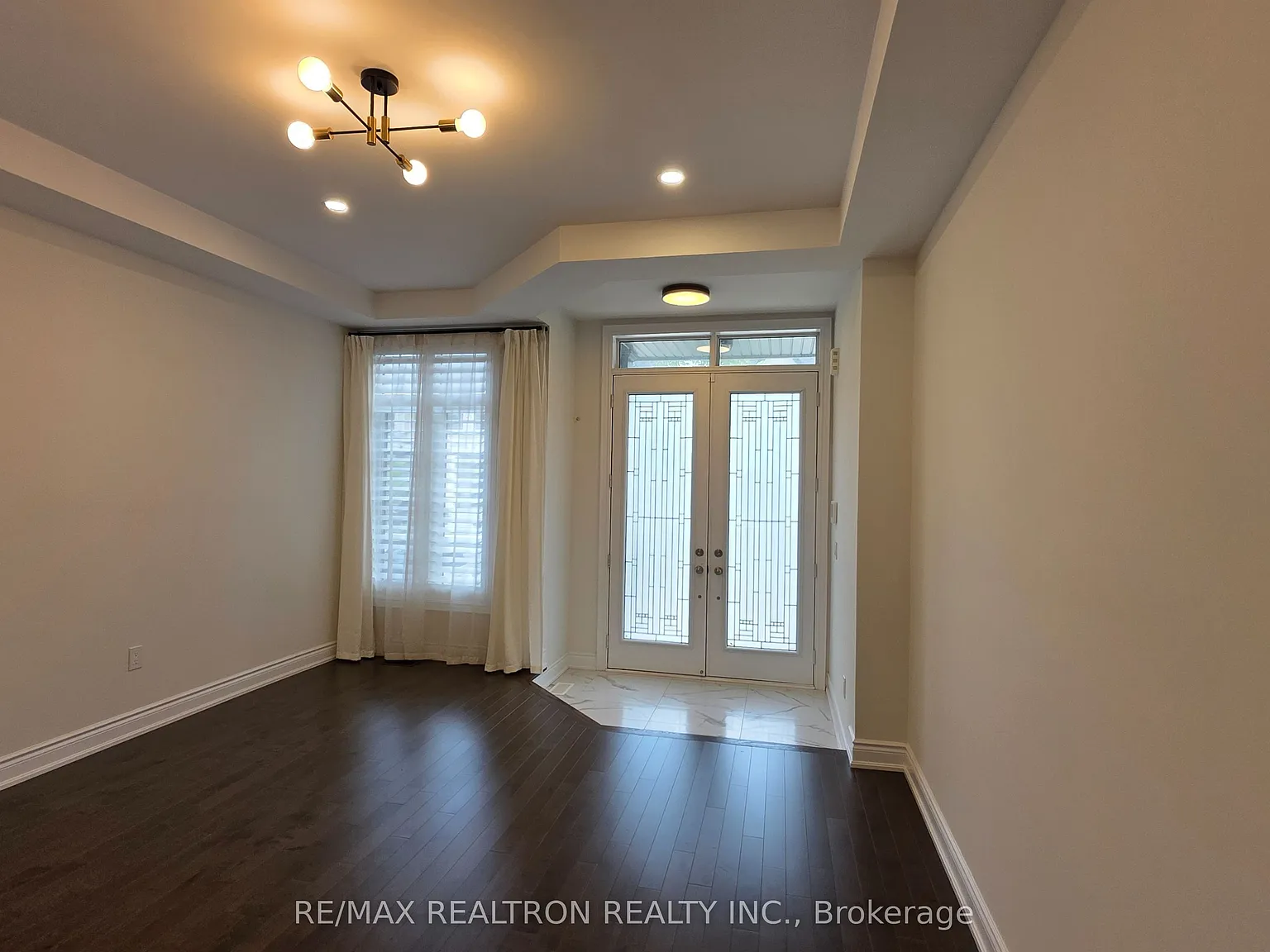 3 bed, $4,000 — Photo 3