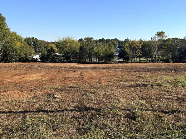 2 Hamrick St #2, Gaffney, SC 29340