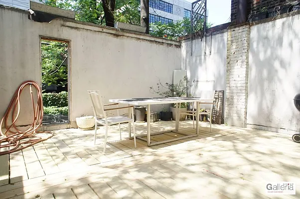 Rented by Galleria | media 9