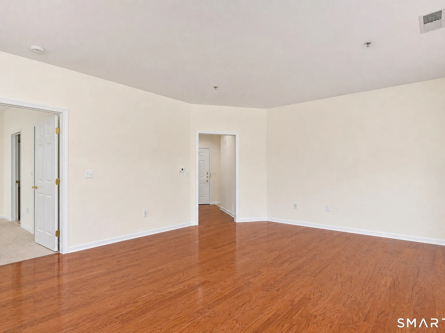 2 bed, 2.0 bath, 1229 sqft, $3,195 — Photo 4