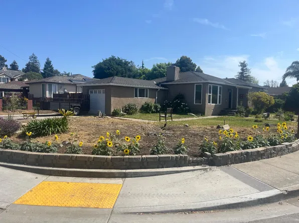 796 7th Ave, Redwood City, CA 94063