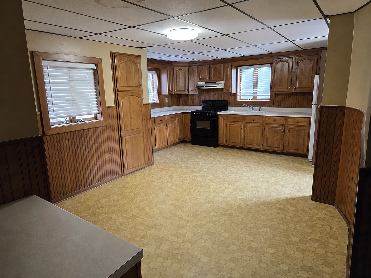 2 bed, 1.0 bath, 1000 sqft, $1,550 — Photo 1