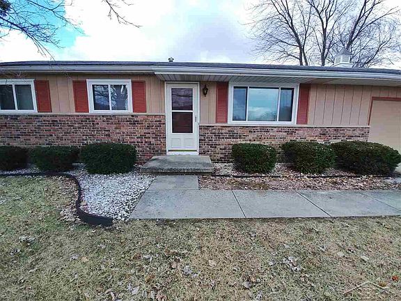 2nd image of 9899 Sonora Dr
