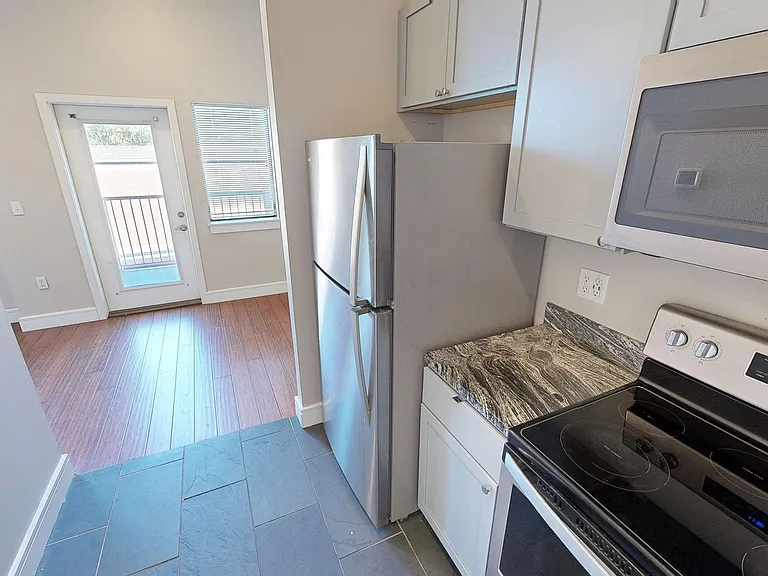 4400 Manchester Ave — Photo 5
