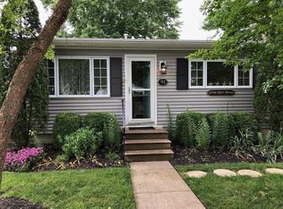 91 Arbor Rd, Villas, NJ 08251