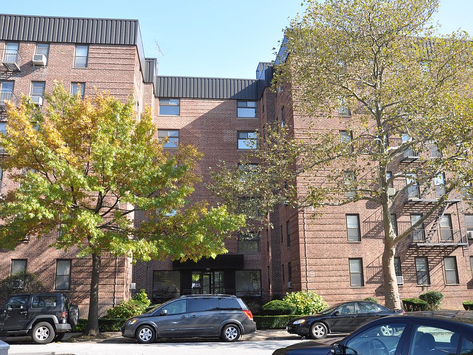 1st image of 648 W Kawailani St