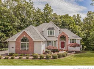 171 Windward Pl, Southington, CT 06489