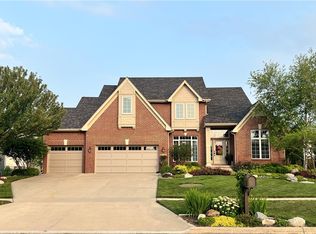 2001 NE Trilein Dr, Ankeny, IA 50021