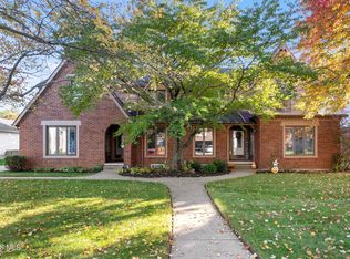 1241 Applegate St, Waterville, OH 43566