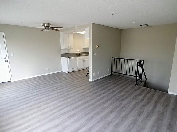 3rd image of 4369 W 134th St APT 1