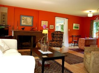 32 Village Grn, Burlington, VT 05408