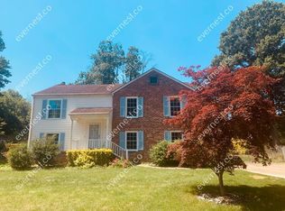 11811 Olde Coach Dr, Midlothian, VA 23113