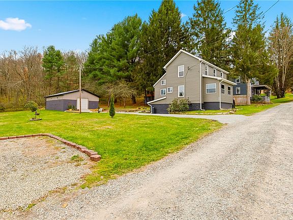 3rd image of 111 Chaparell Dr