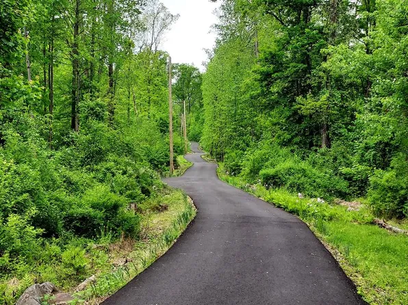 2224A Quarry Rd, Coopersburg, PA 18036