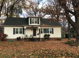 2424 Cherry St, Mount Vernon, IL 62864