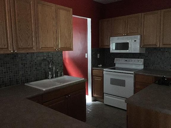 4th image of 213 Newton Ave