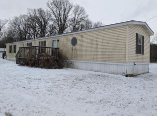 7985 Woodard Lake Rd, Fenwick, MI 48834