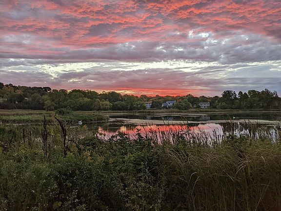 3rd image of 13824 Sunset Lake Dr